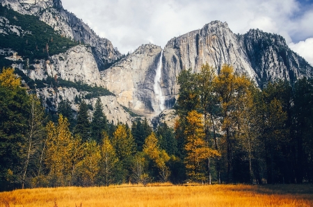Yosemite Falls in Fall Colors